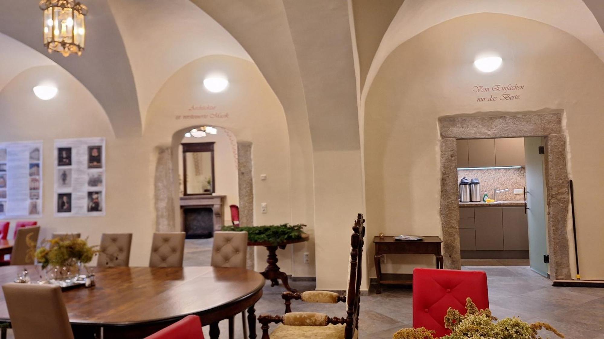 Stadtpalais Merkur-Apartment Maximal 2 Personen 包岑 外观 照片