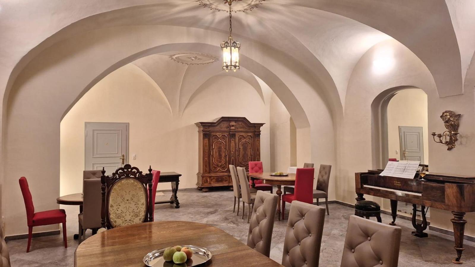 Stadtpalais Merkur-Apartment Maximal 2 Personen 包岑 外观 照片