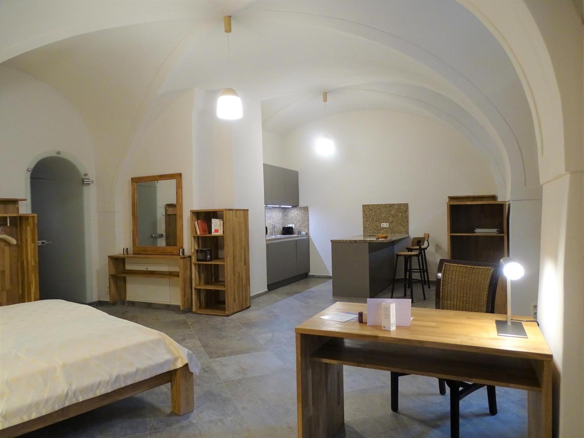 Stadtpalais Merkur-Apartment Maximal 2 Personen 包岑 外观 照片